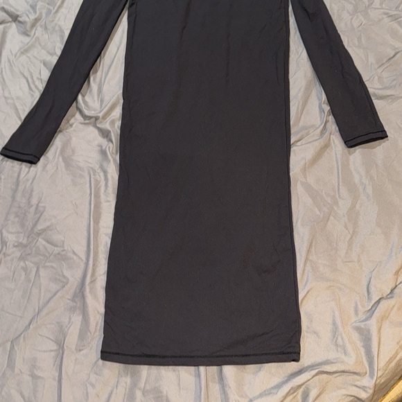SKIMS FITS EVERYBODY CREW NECK LONG SLEEVE DRESS ‘ONYX’ - Picture 3 of 3